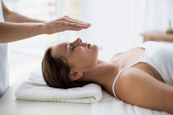 Les 10 bienfaits du reiki sur le plan physique, mental et spirituel